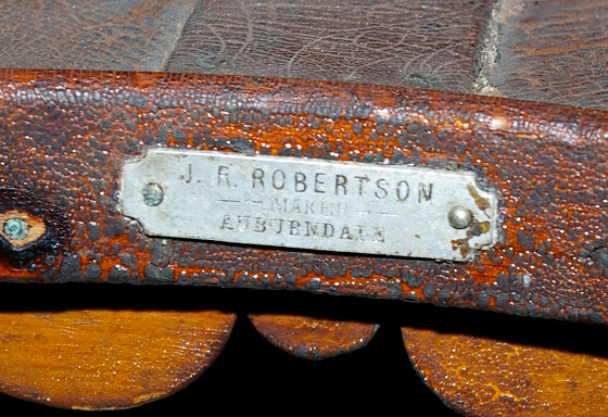 Robertson tag
